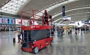 市场上高空作业移动升降平台主要有哪些类型？